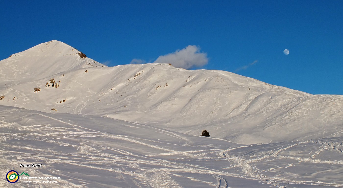 88 Spunta la luna dal monte.JPG